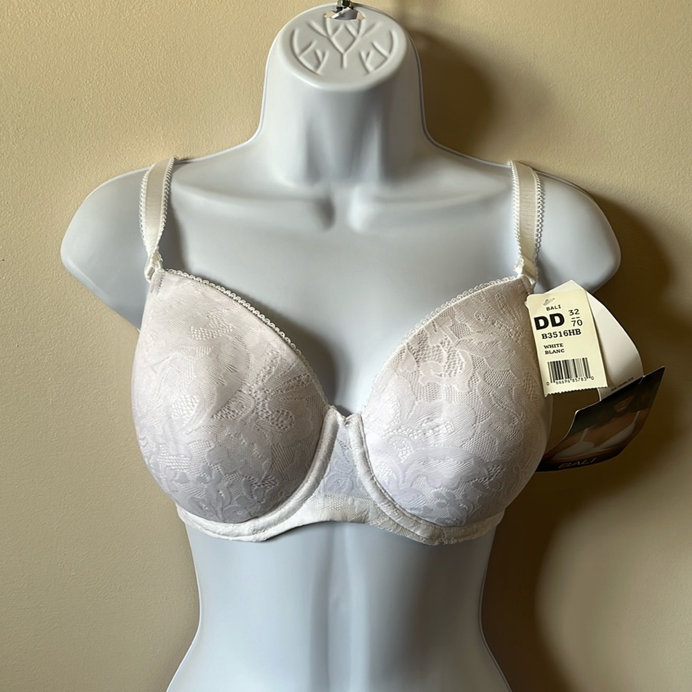 NWT BALI Underwire Bra 32DD